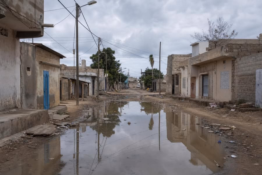 Immobilier et zones inondables à Dakar en 2026 : Pikine, Guédiawaye et les quartiers à risque, comment acheter en toute sécurité