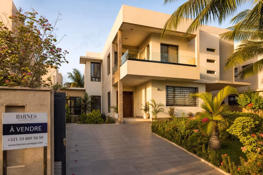 Vendre son bien immobilier au Sénégal en 2026 : étapes, documents, plus-value et pièges à éviter